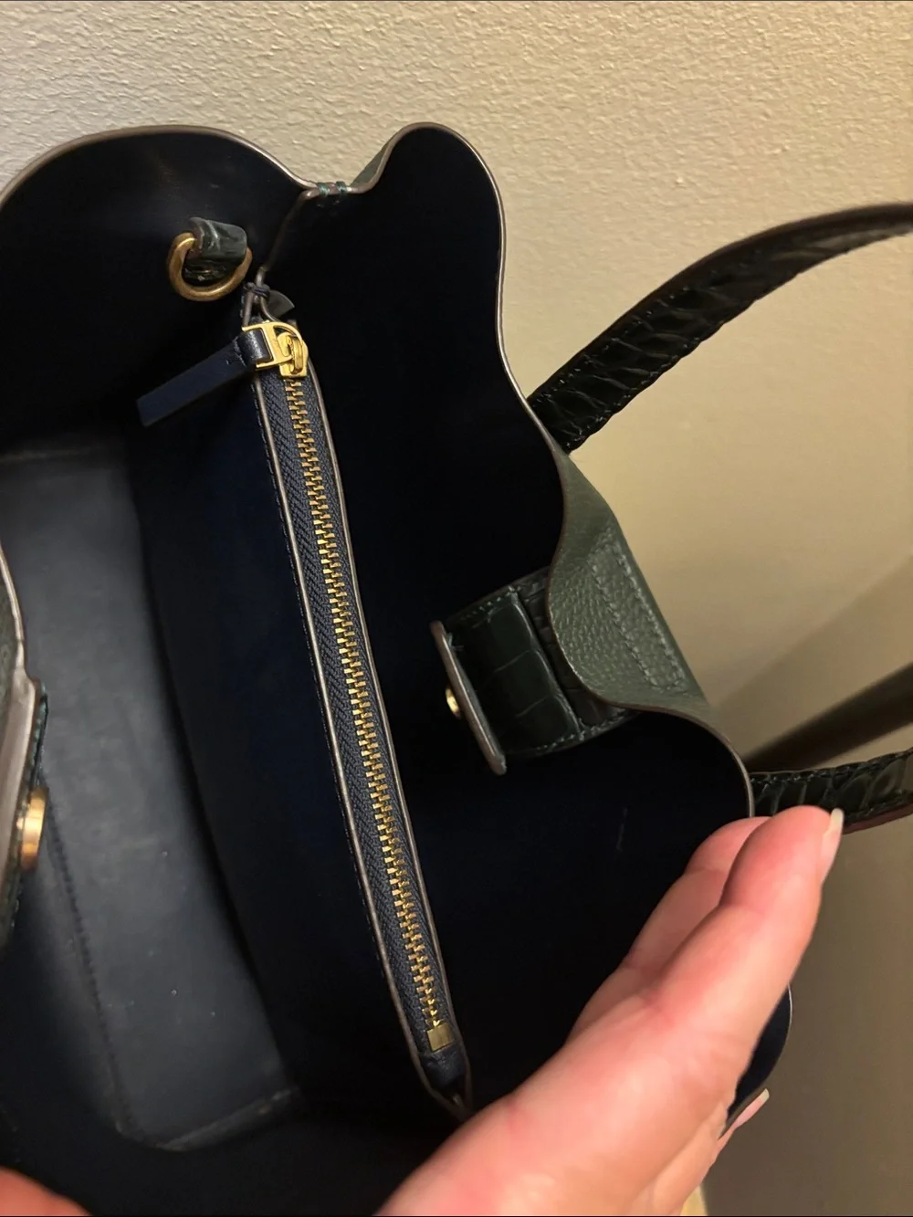 Tory Burch Perry Tote & Matching Wallet Set